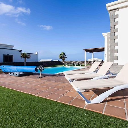 Villa Esterlicia Playa Blanca  Luaran gambar